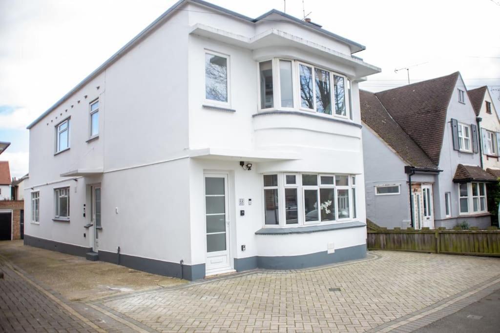 Stylish Retreat In Leigh-On-Sea Appartement Southend-on-Sea Buitenkant foto